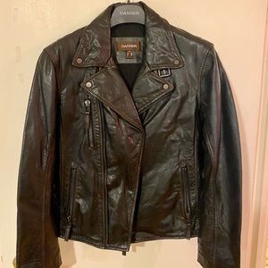 Never worn before Danier Jacket!